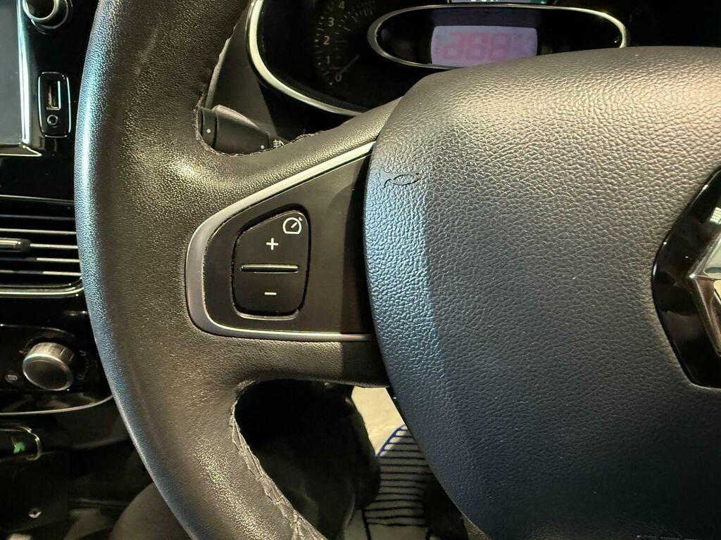 Renault Clio 0.9 Dynamique Nav Tce 89 Bhp Silver #38