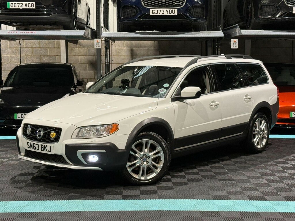 Volvo XC70 Se Lux White #48