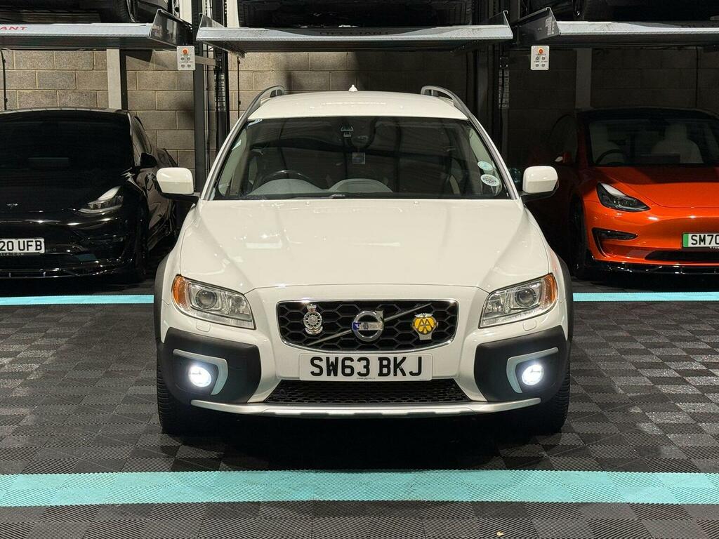 Volvo XC70 2.4 D4 Se Lux Awd Euro 5 Ss White #2