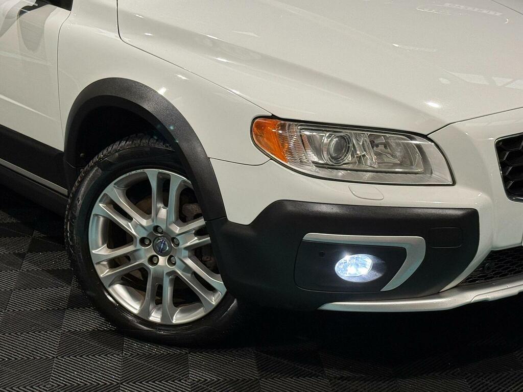 Volvo XC70 Se Lux White #8