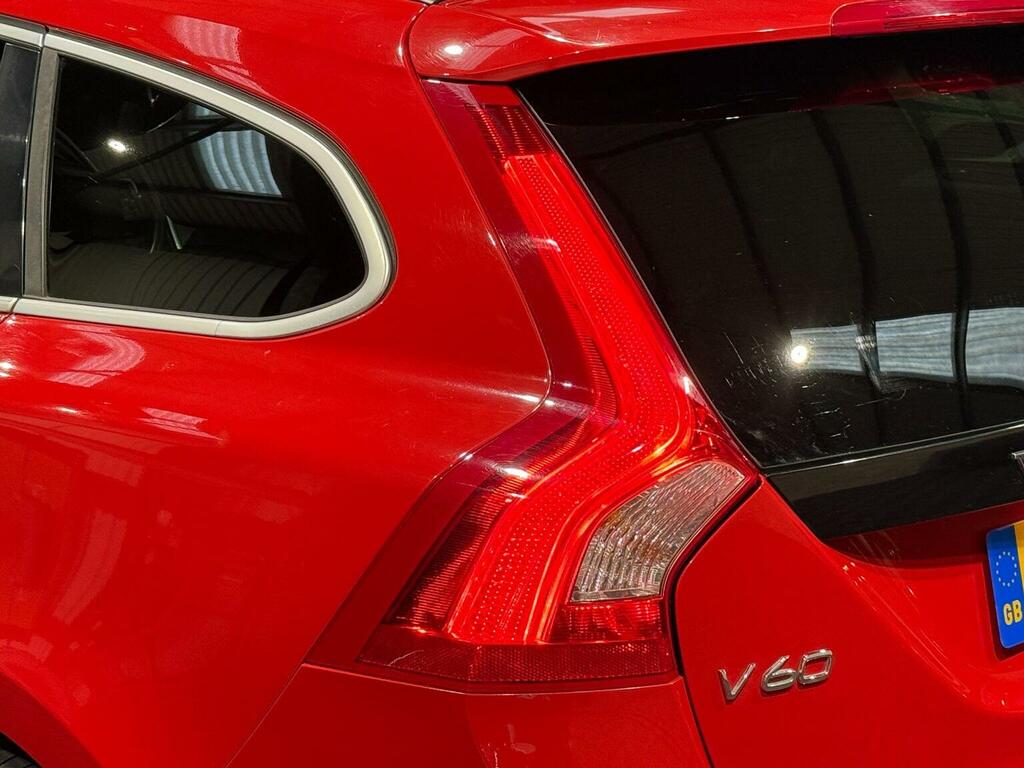 Volvo V60 D3 Se Lux 5D-beige White #15