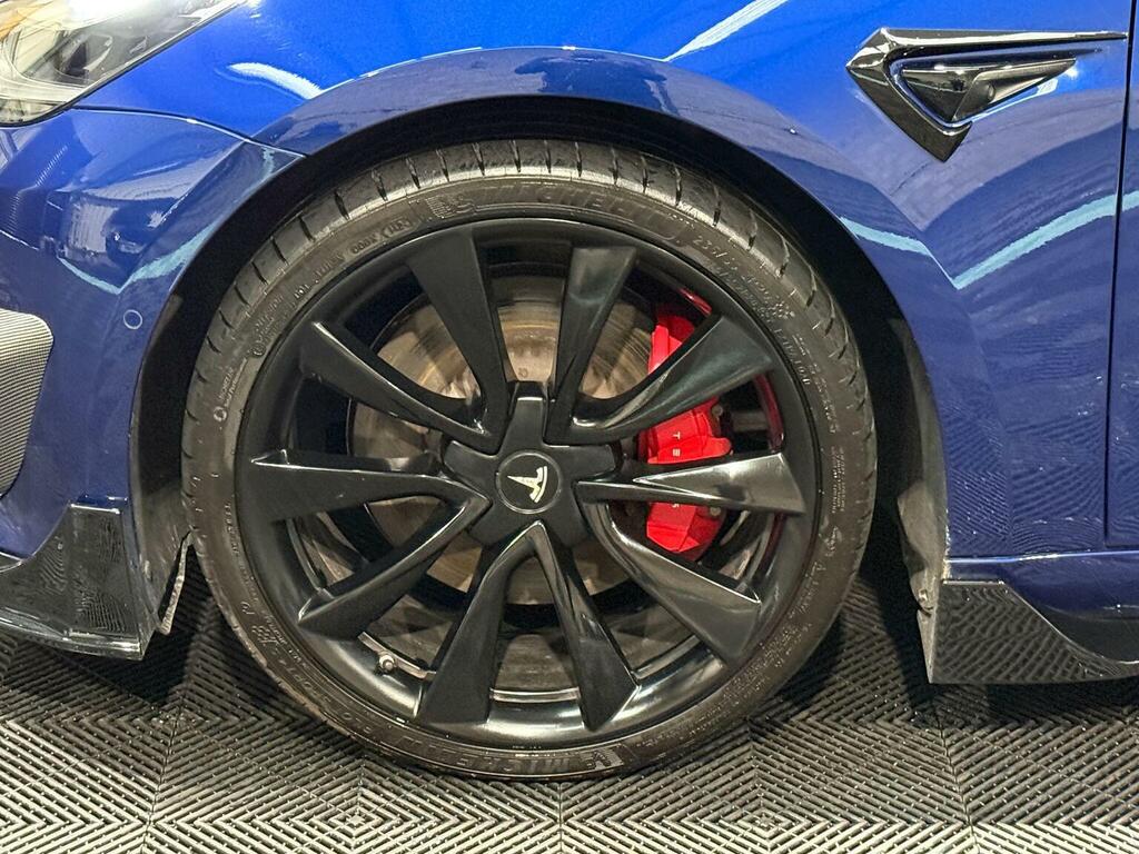Tesla Model 3 Standard Range Plus Saloon Rwd Black #22