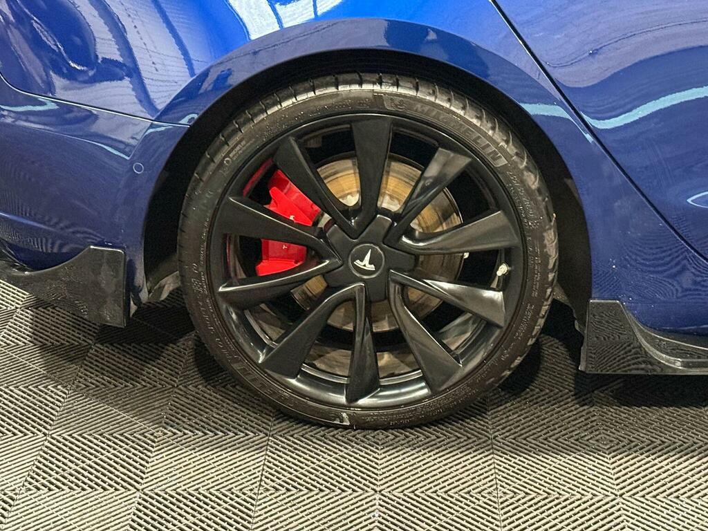 Tesla Model 3 Standard Range Plus Saloon Rwd Black #21