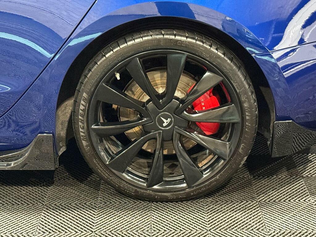 Tesla Model 3 Standard Range Plus Saloon Rwd Black #20