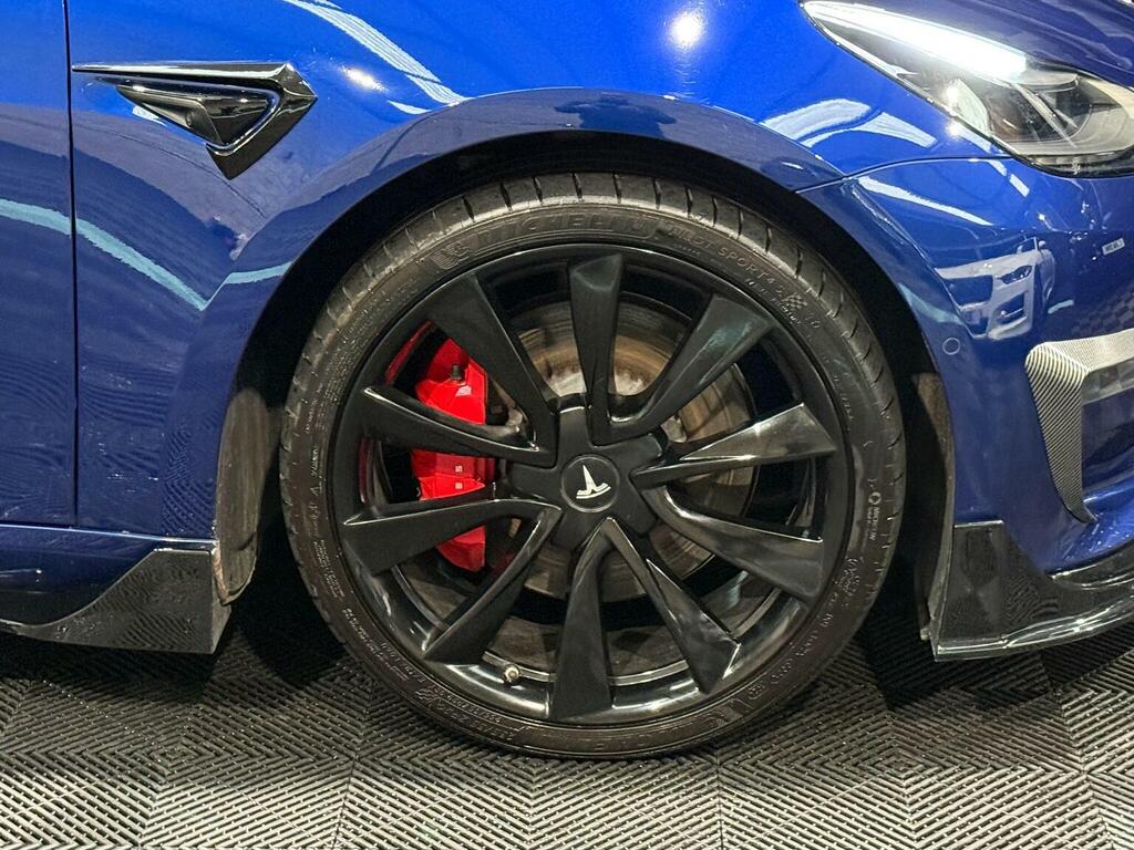 Tesla Model 3 Standard Range Plus Saloon Rwd Black #19