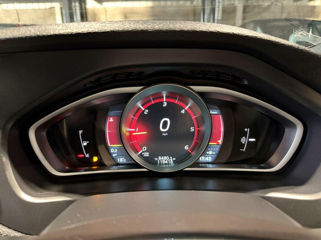 Volvo V40 2.0 D2 Se Lux Nav Euro 6 Ss 5... Silver #39
