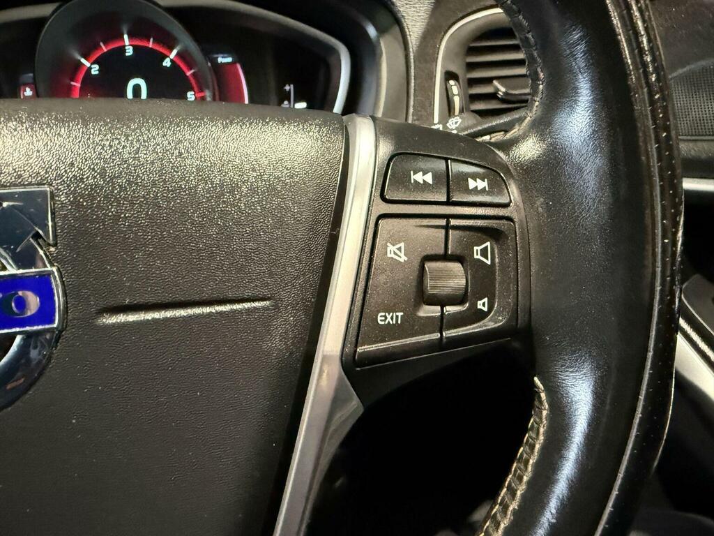 Volvo V40 2.0 D2 Se Lux Nav Euro 6 Ss 5... Silver #43
