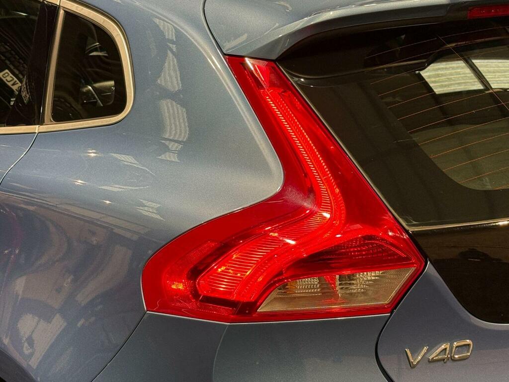 Volvo V40 2.0 D2 Se Lux Nav Euro 6 Ss 5... Silver #15