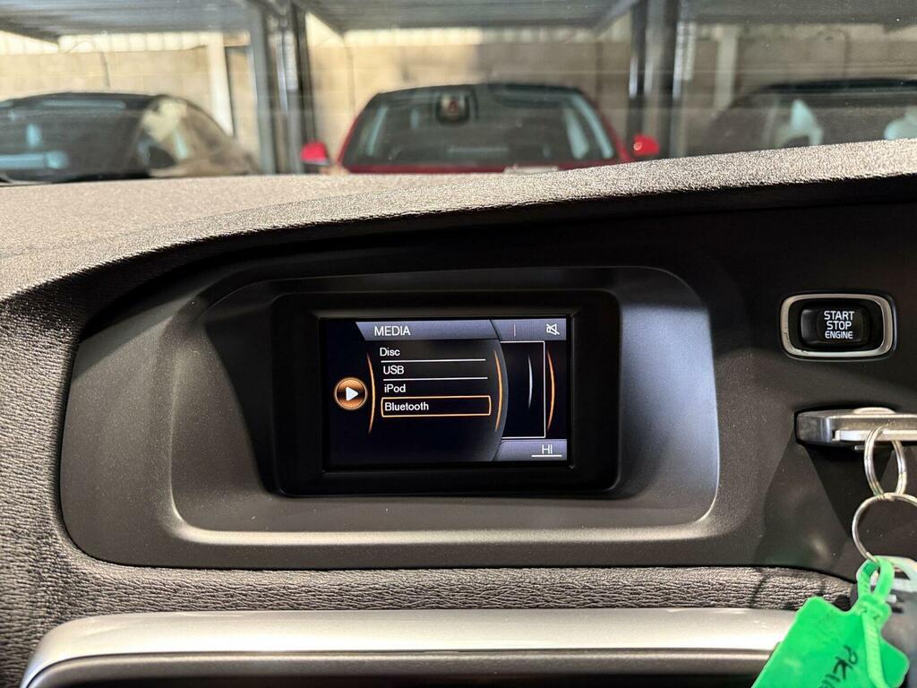 Volvo V40 2.0 D2 Se Lux Nav Euro 6 Ss 5... Silver #46