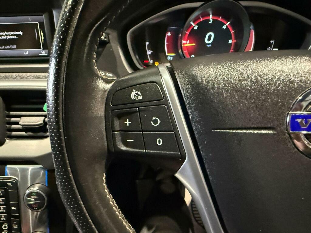 Volvo V40 2.0 D2 Se Lux Nav Euro 6 Ss 5... Silver #42