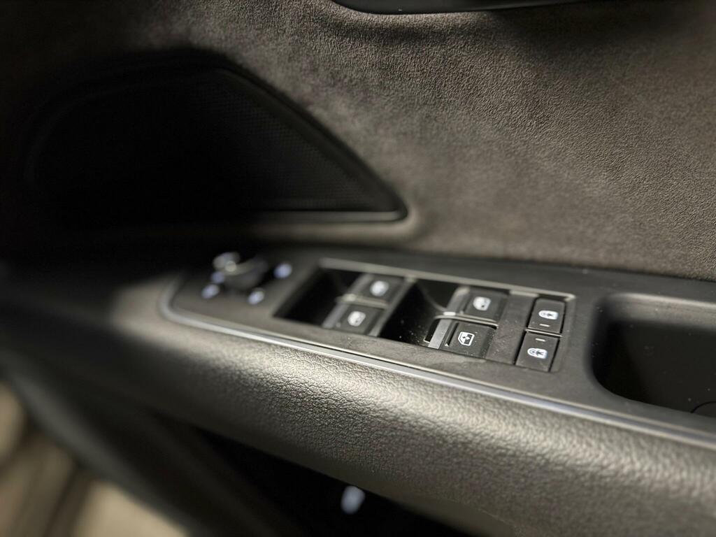 Audi A8 A8 S Line 50 Tdi Quattro Blue #41
