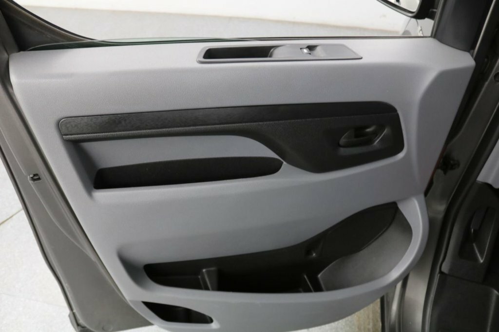 Toyota PROACE D Active White #52