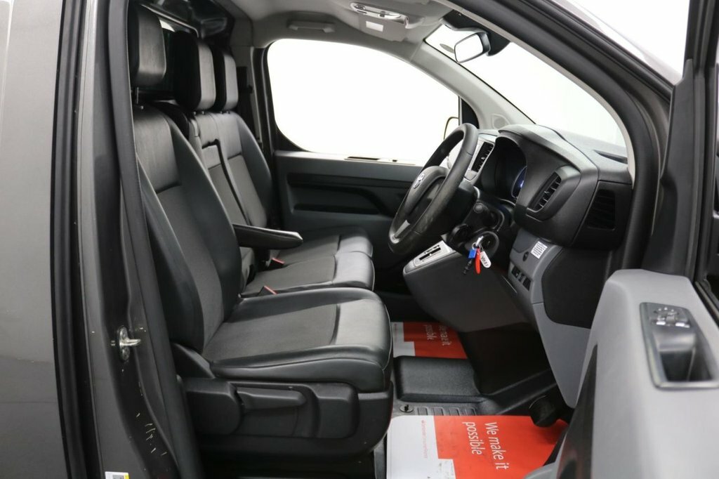 Toyota PROACE D Active White #22