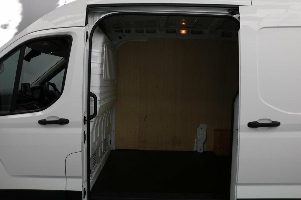 Maxus Deliver 9 2L Lux White #9