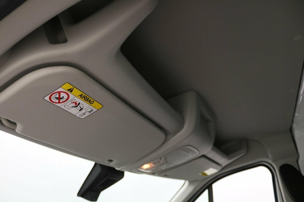 Maxus Deliver 9 2L Lux White #24