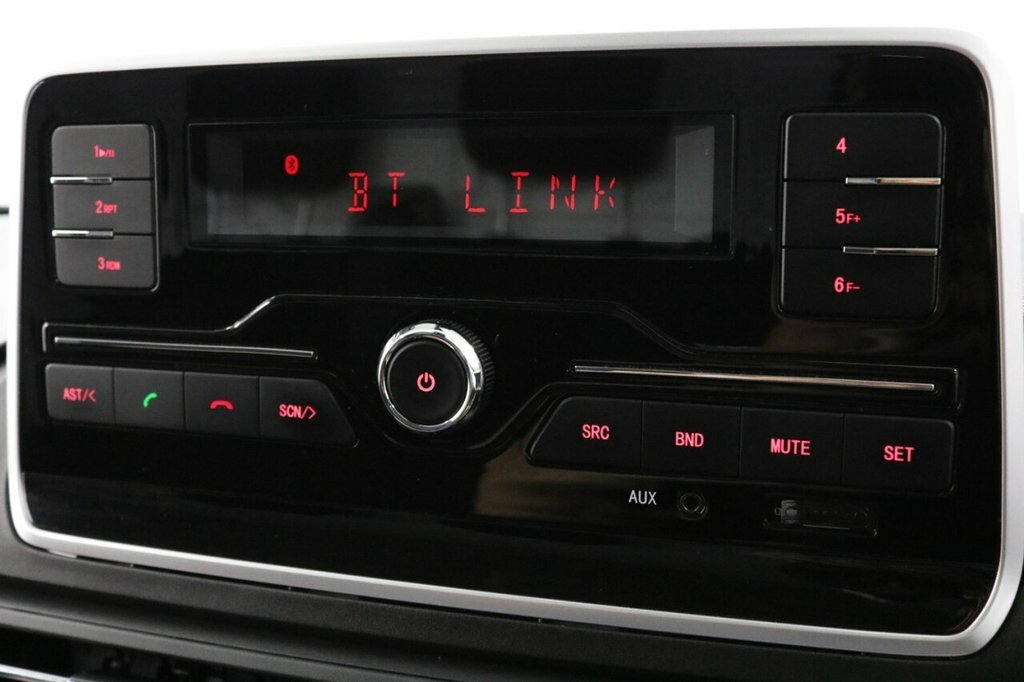 Maxus Deliver 9 2L Lux White #36