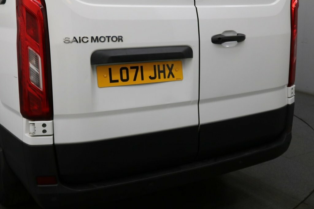 Maxus Deliver 9 2L Lux White #46