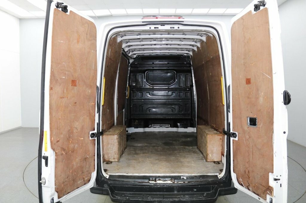 Volkswagen Crafter 2.0 Tdi Cr35 Bluemotion Tech Startline Panel Van 2 White #9