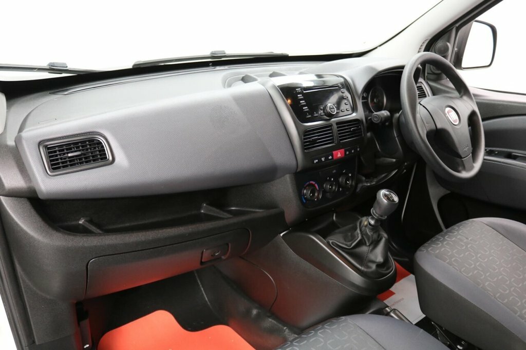Fiat Doblo Mpv Blue #10
