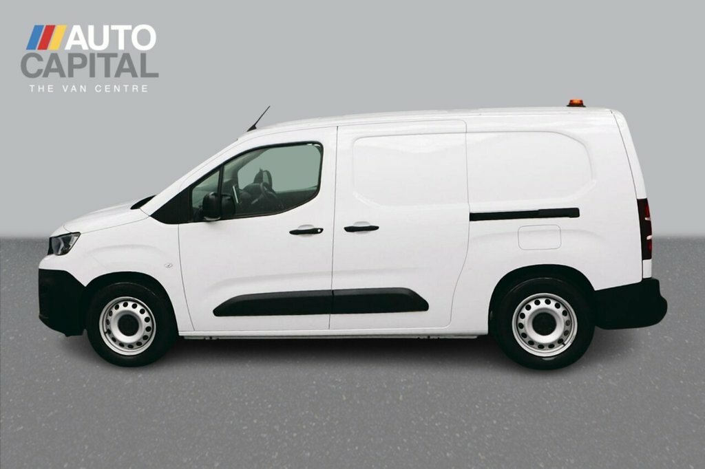 Peugeot E-Partner Combi White #2