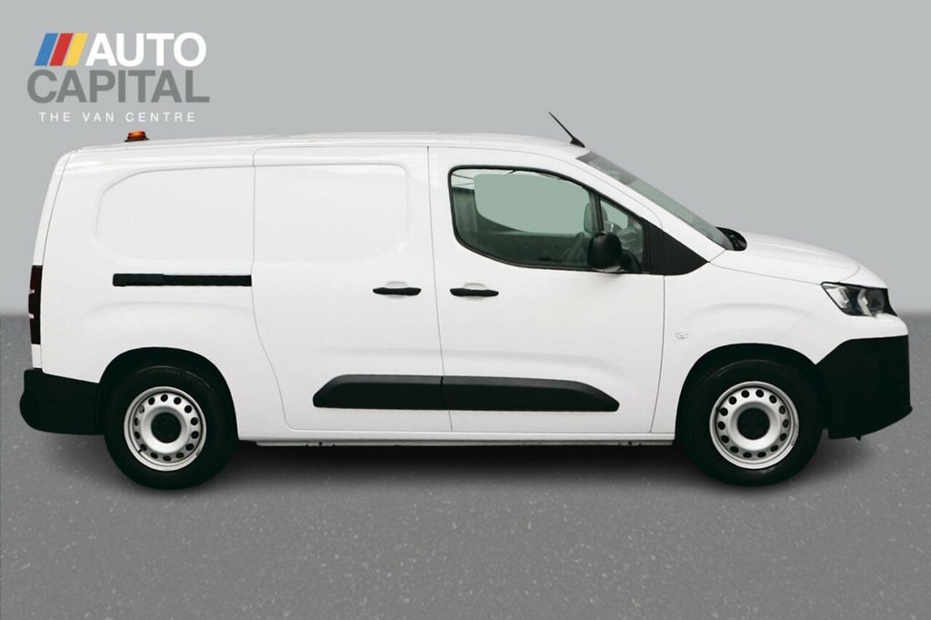 Peugeot E-Partner Combi White #6