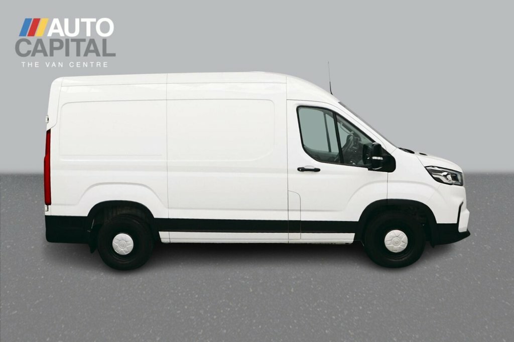 Maxus Deliver 9 Mpv White #6