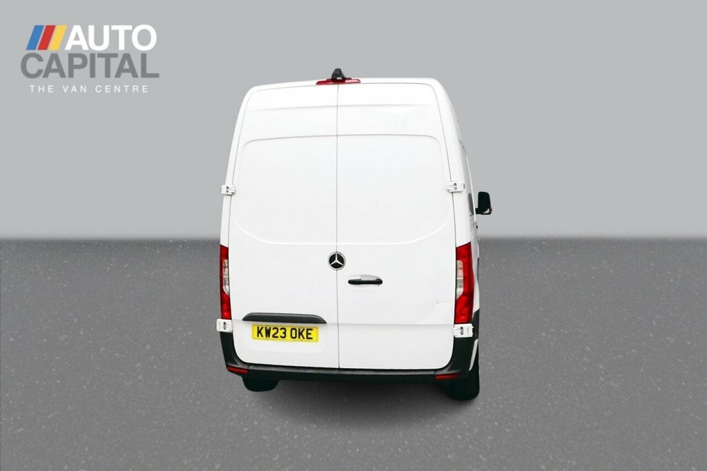 Mercedes-Benz Sprinter 2L Premium White #4
