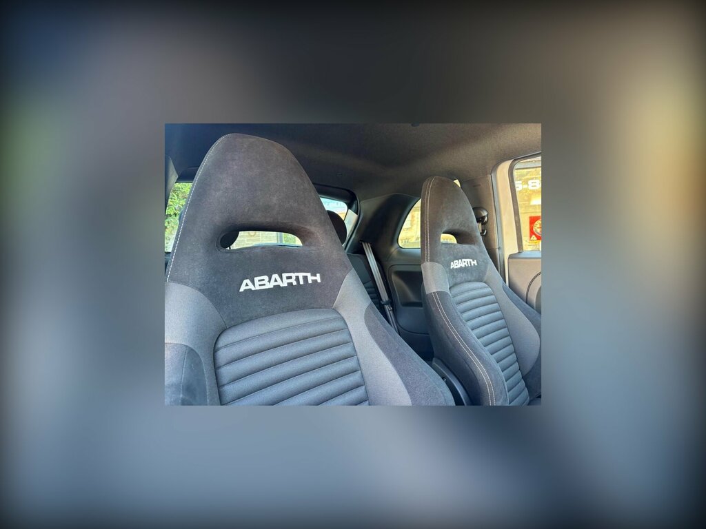Abarth 695 1.4 T-jet Competizione Hatchback  #37