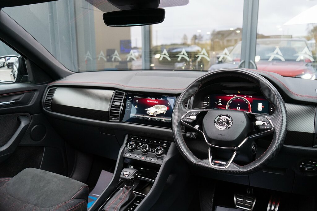 Skoda Kodiaq Tsi Vrs Black #4