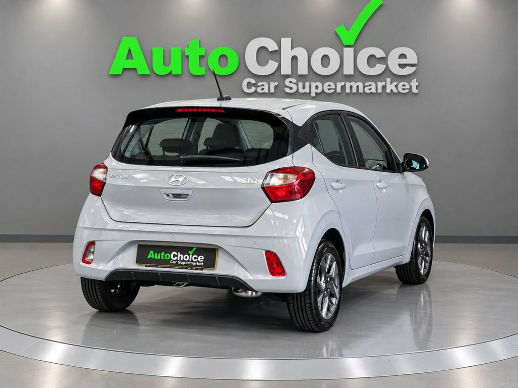 Hyundai I10 1L Advance White #4