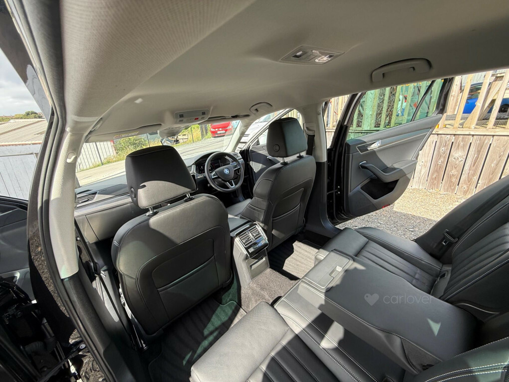 Skoda Superb Se Technology Black #71