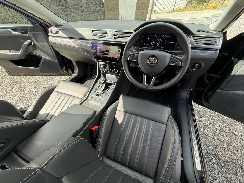 Skoda Superb Se Technology Black #48