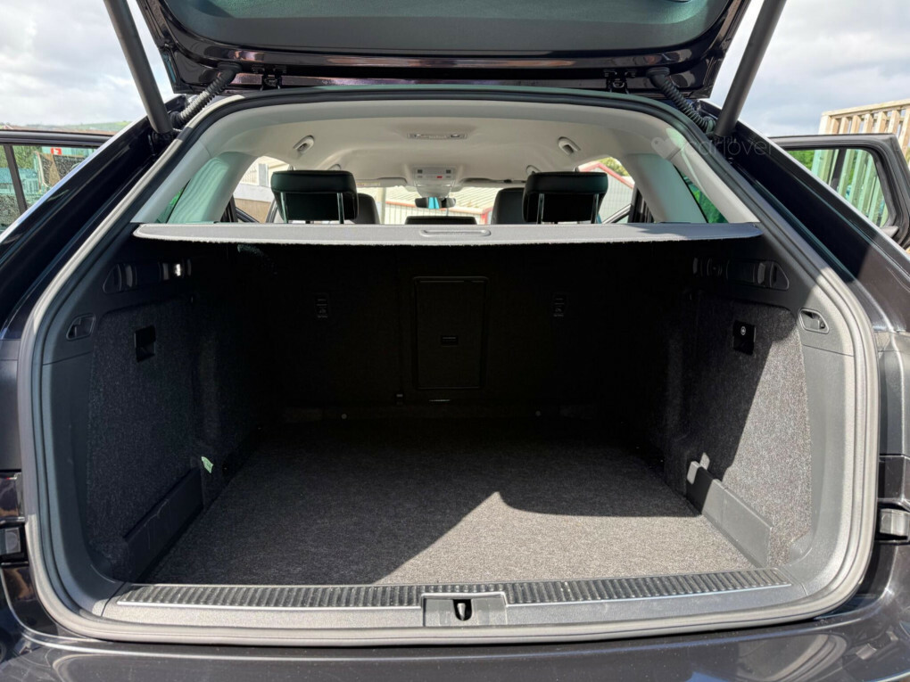Skoda Superb Se Technology Black #64