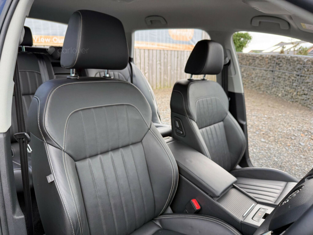 Skoda Superb Se Technology Black #52