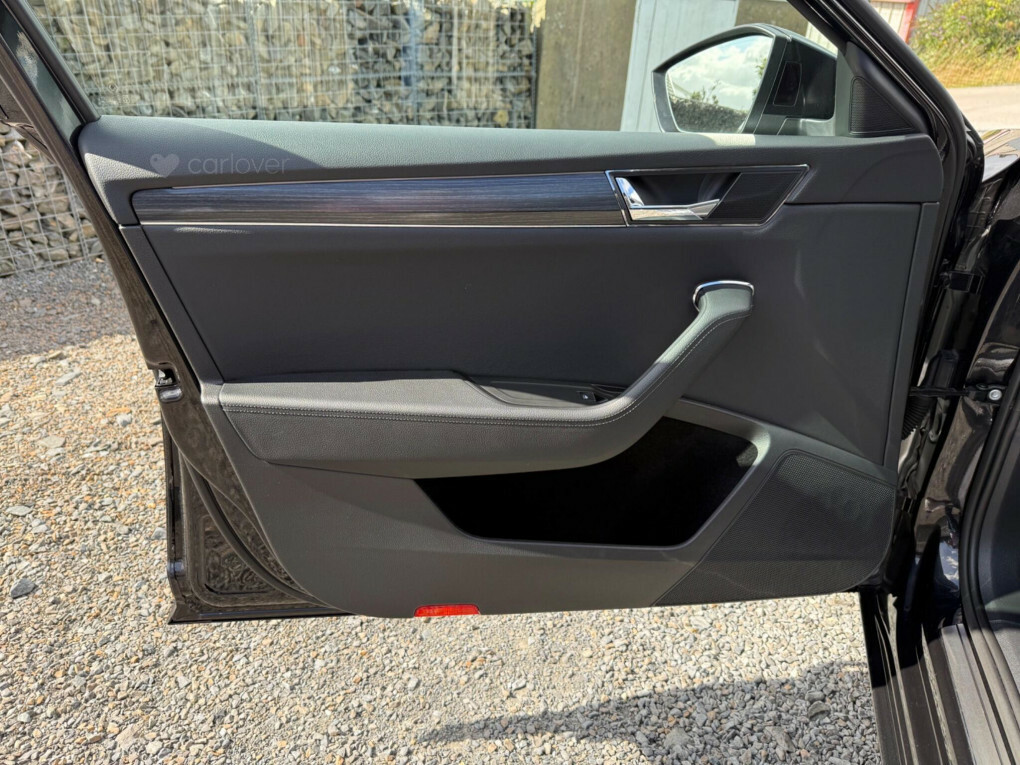 Skoda Superb Se Technology Black #75