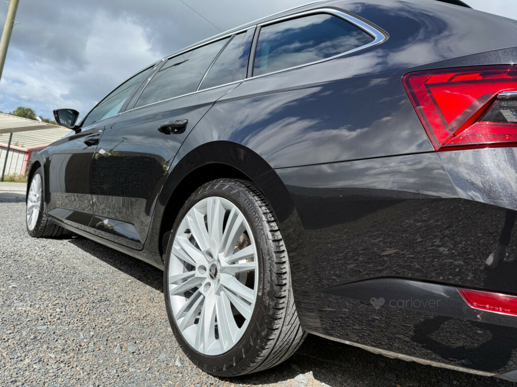 Skoda Superb Se Technology Black #23