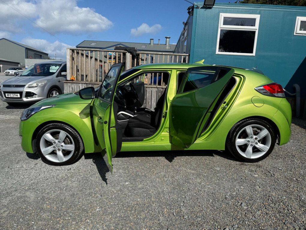 Hyundai Veloster Silver #46