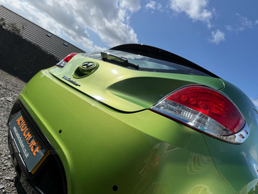 Hyundai Veloster Silver #19