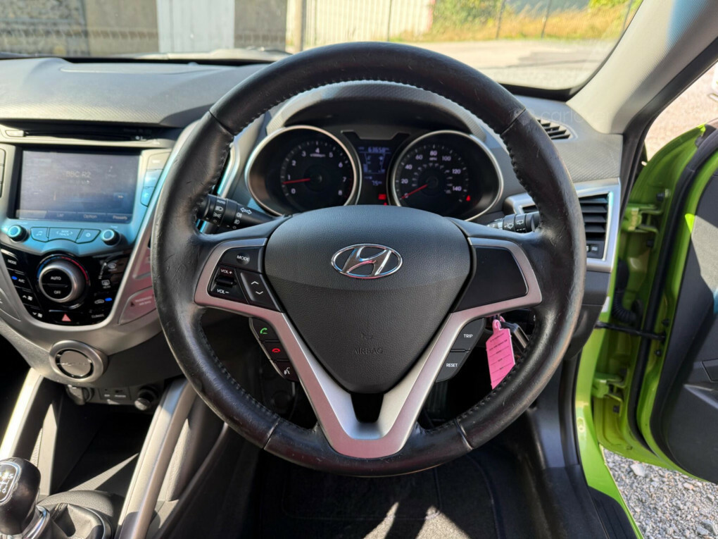 Hyundai Veloster Silver #84
