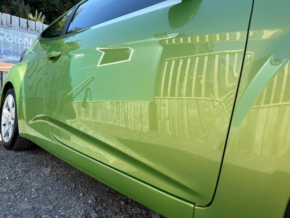 Hyundai Veloster Silver #14