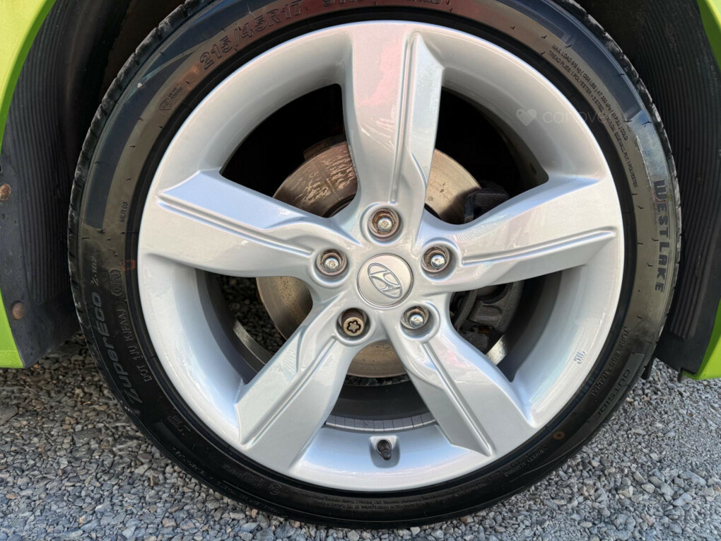 Hyundai Veloster Silver #11