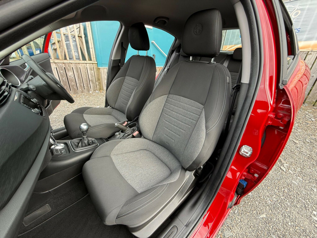 Alfa Romeo Giulietta 1.4 Tb Red #80