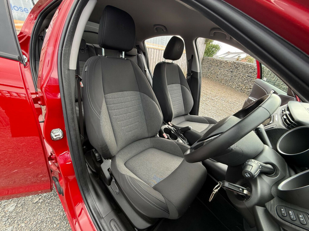 Alfa Romeo Giulietta 1.4 Tb Red #52