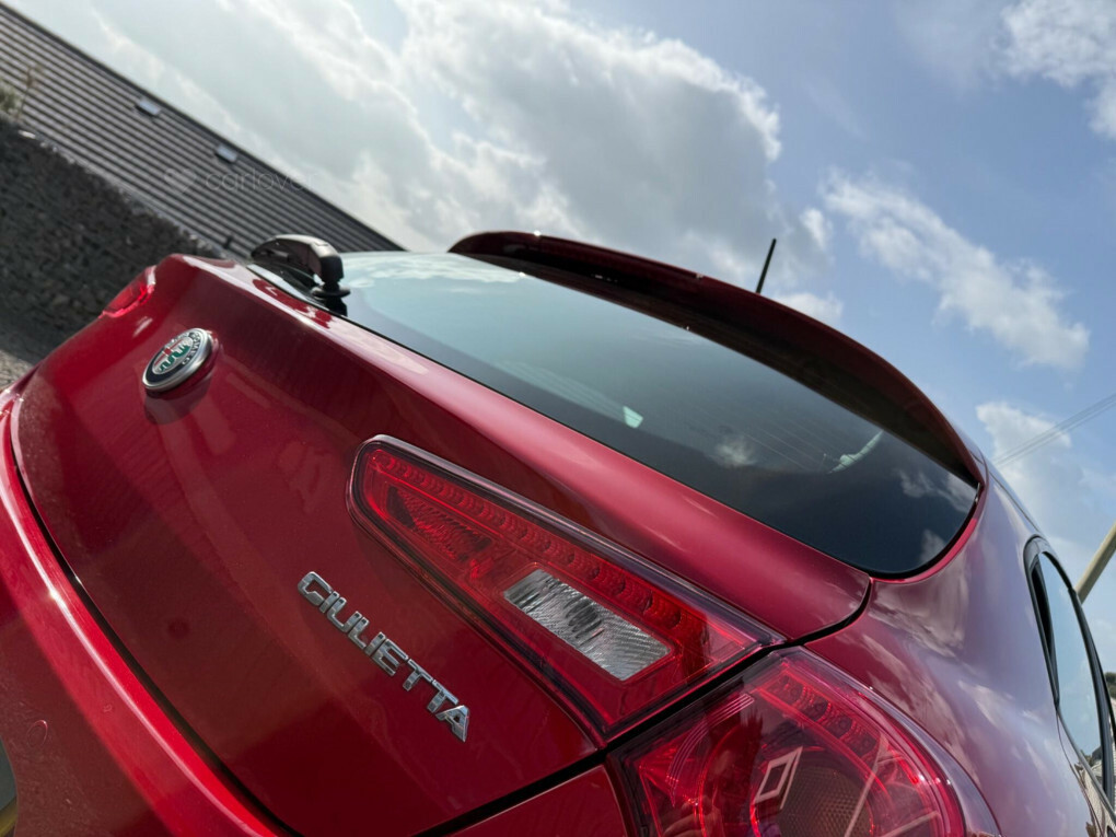 Alfa Romeo Giulietta 1.4 Tb Red #18