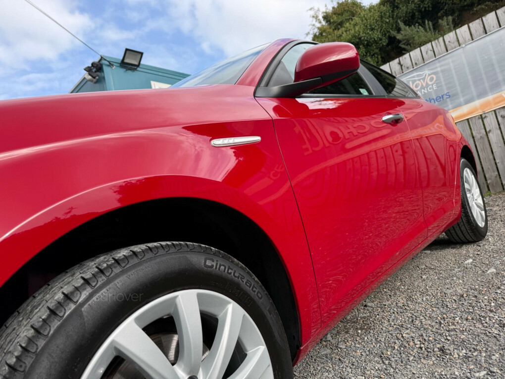 Alfa Romeo Giulietta 1.4 Tb Red #29