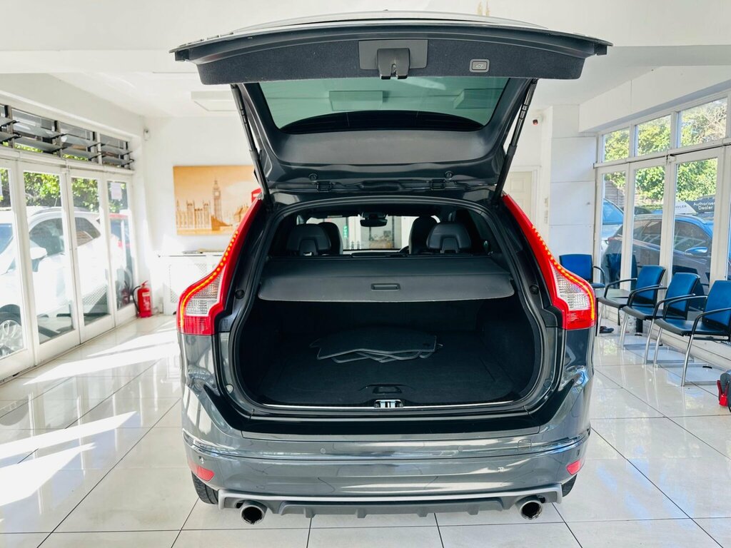 Volvo XC60 4X4 2.4 Silver #8