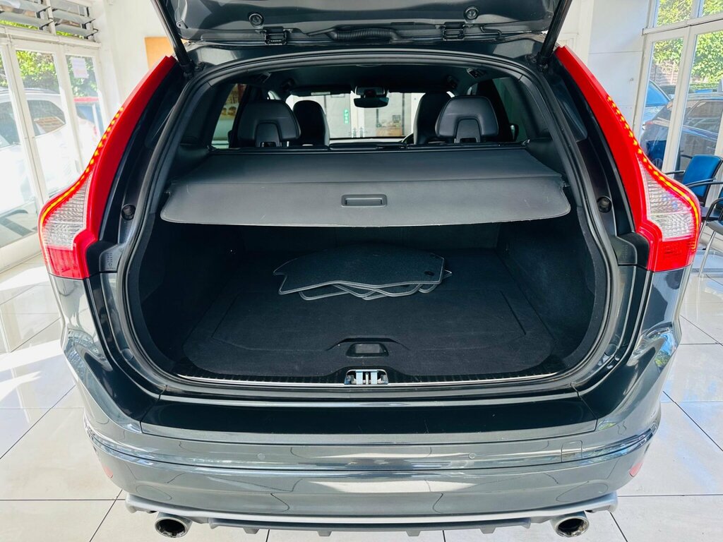 Volvo XC60 4X4 2.4 Silver #25
