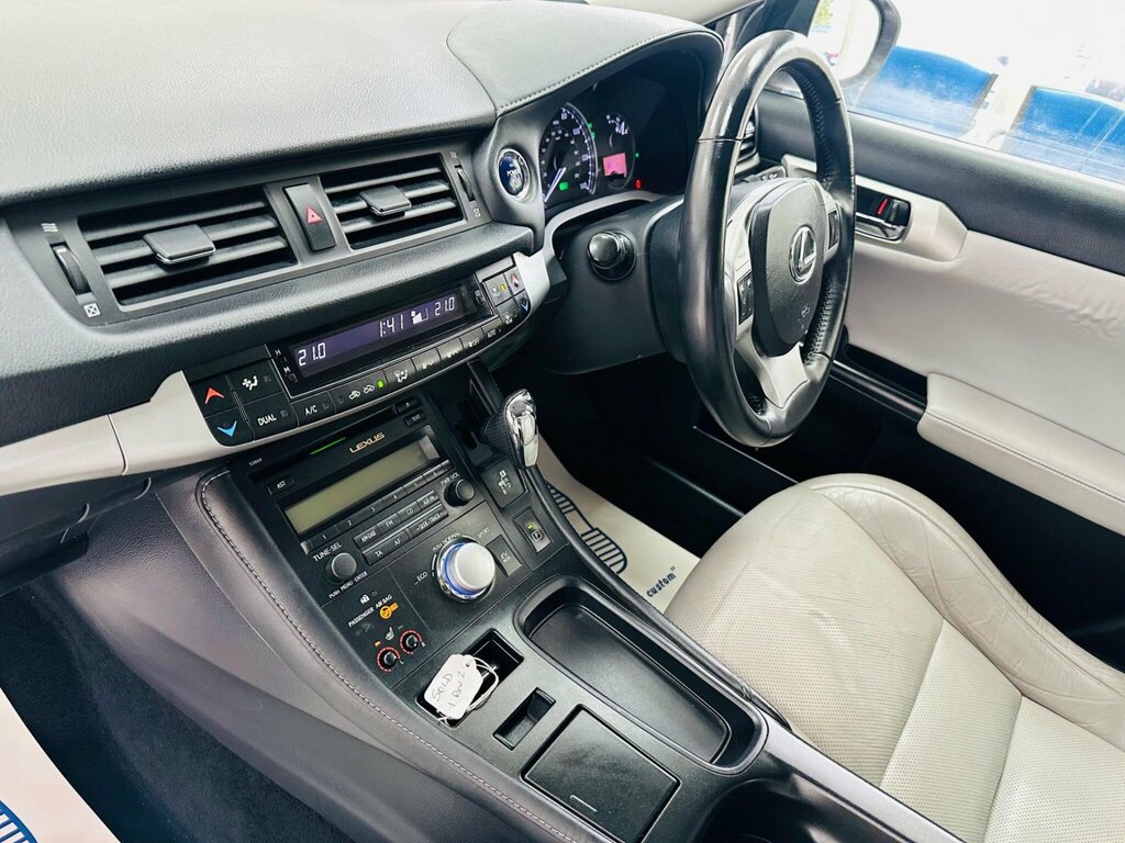 Lexus CT 200H 1.8 Se-l Cvt Euro 5 Ss Blue #31