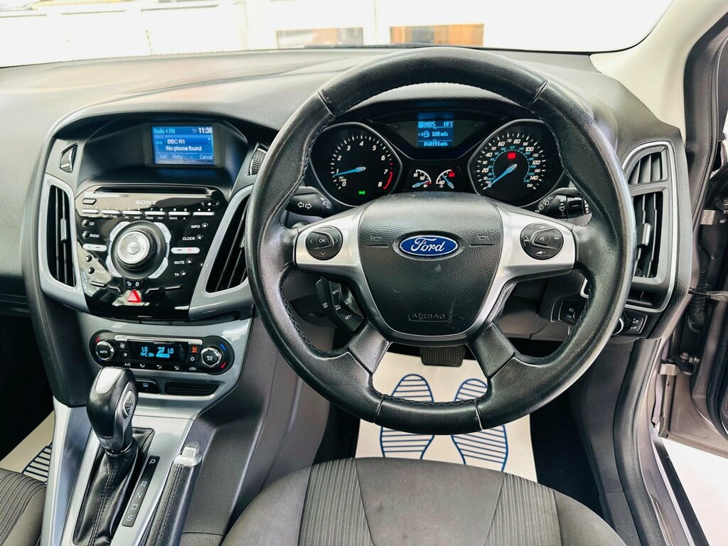 Ford Focus Hatchback 2.0T Ecoboost St-2 Euro 5 Ss 201 Black #16