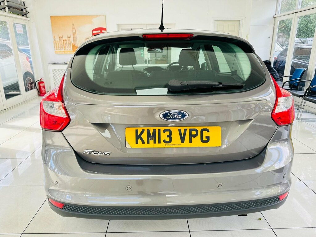 Ford Focus Hatchback 2.0T Ecoboost St-2 Euro 5 Ss 201 Black #7